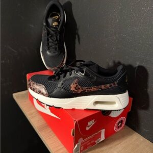 Nike Air Max Black and Brown Sneakers